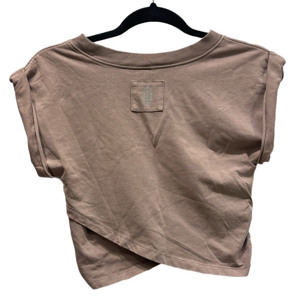 NWT Free People Movement “Hot Shot” Crossover Cropped Muscle Tee, brown ☀️ - Picture 3 of 10